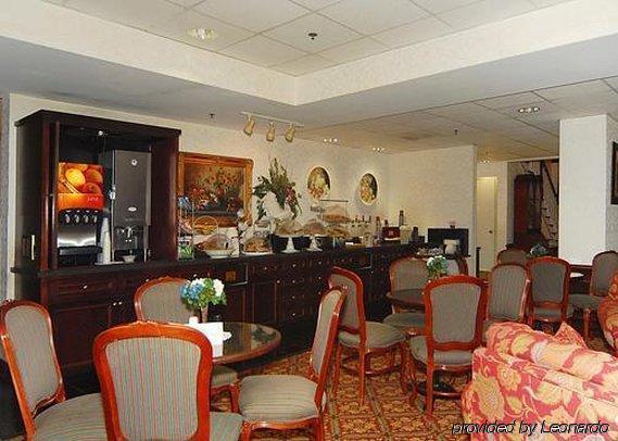 โฟร์ พอยต์ บาย เชอราตัน กรีนส์โบโร แอร์พอร์ต Hotel ร้านอาหาร รูปภาพ