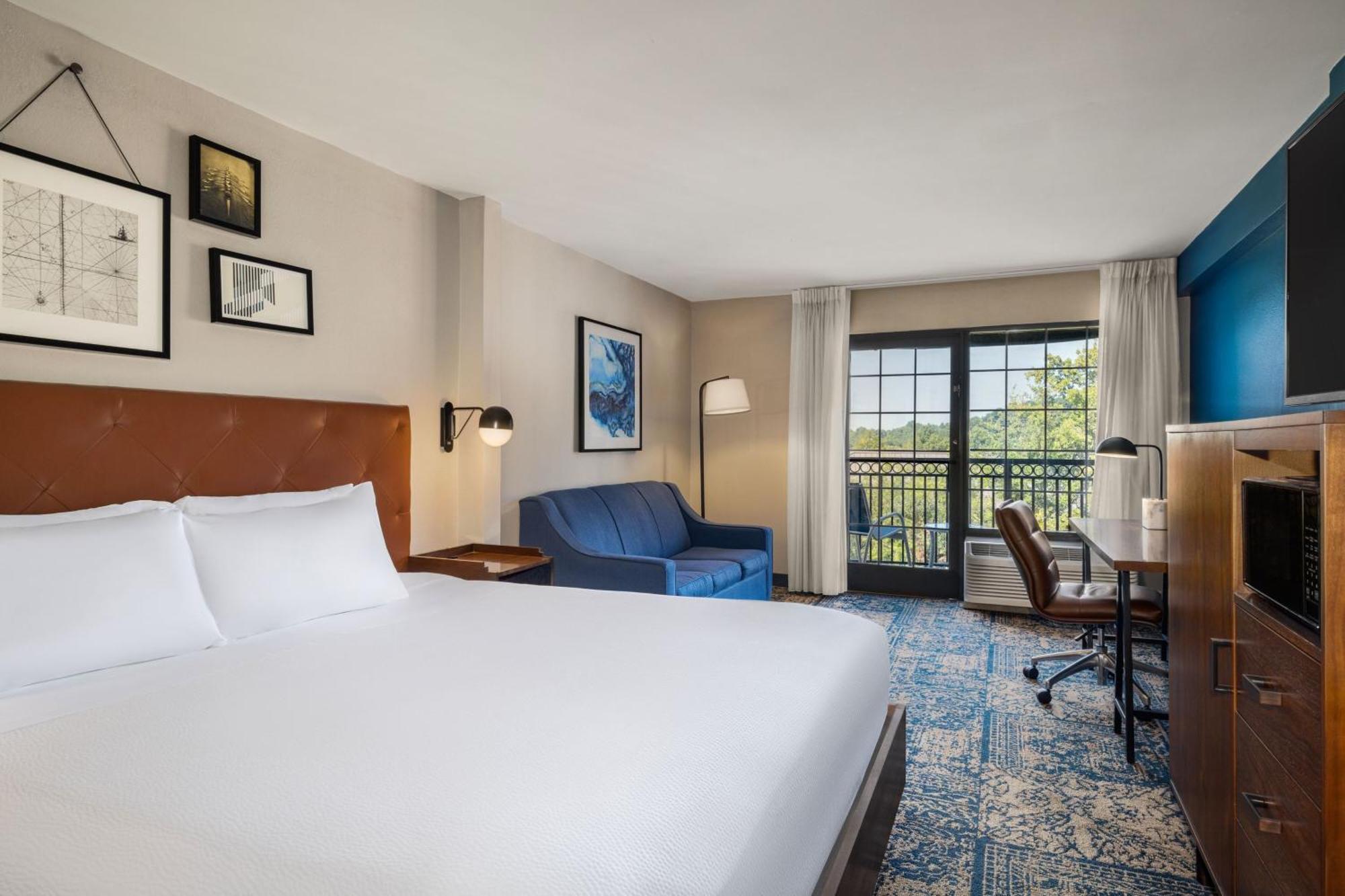 โฟร์ พอยต์ บาย เชอราตัน กรีนส์โบโร แอร์พอร์ต Hotel ภายนอก รูปภาพ